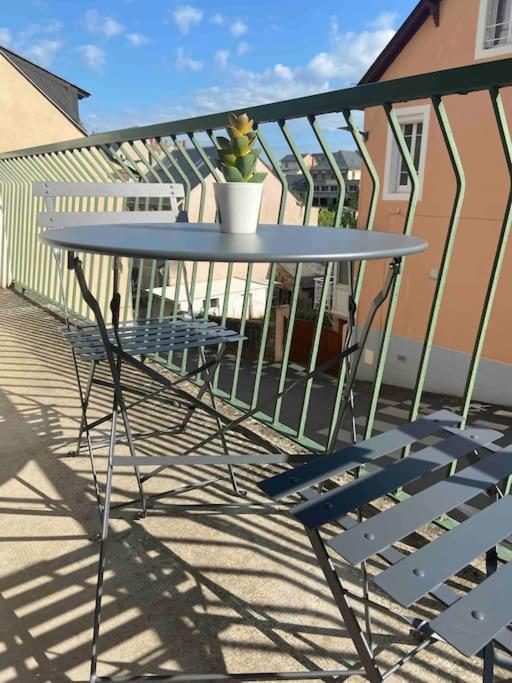 Ferienwohnung L'Eldorado Ruthenois - Garage & Terrasse Rodez Exterior foto